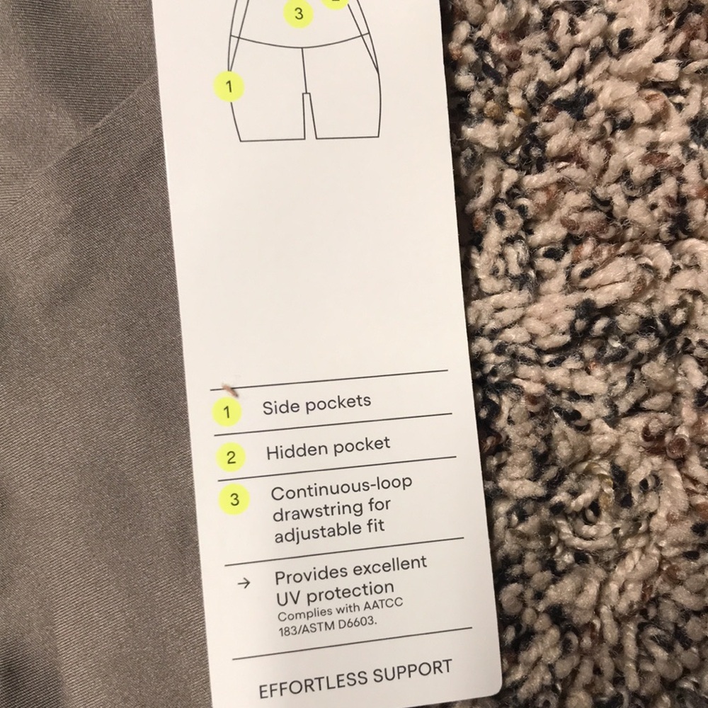 All In Motion Effortless Support High Rise Sleek Pocket Bike Shorts | NWT - Picture 7 of 9